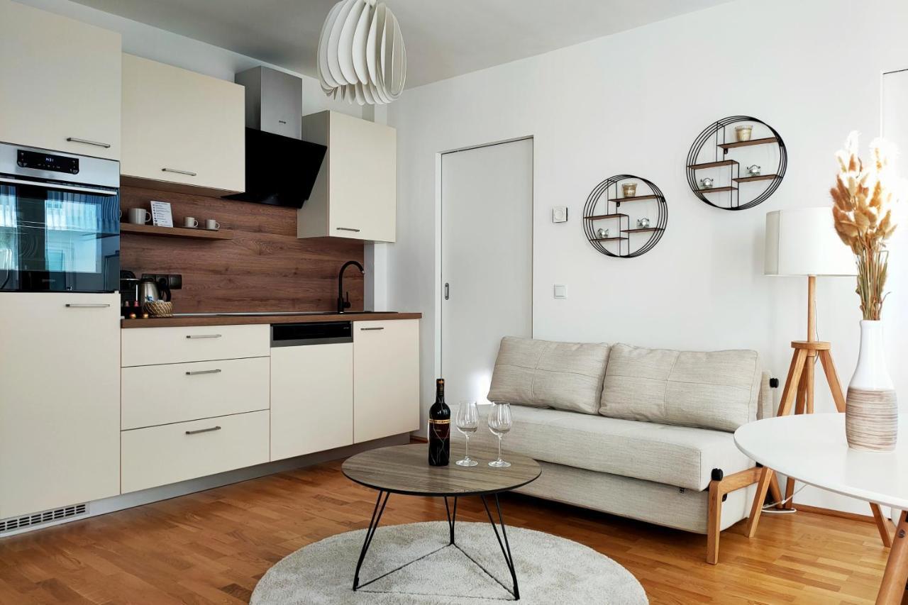 Luma Apartment Near Schoenbrunn With Parking 维也纳 外观 照片